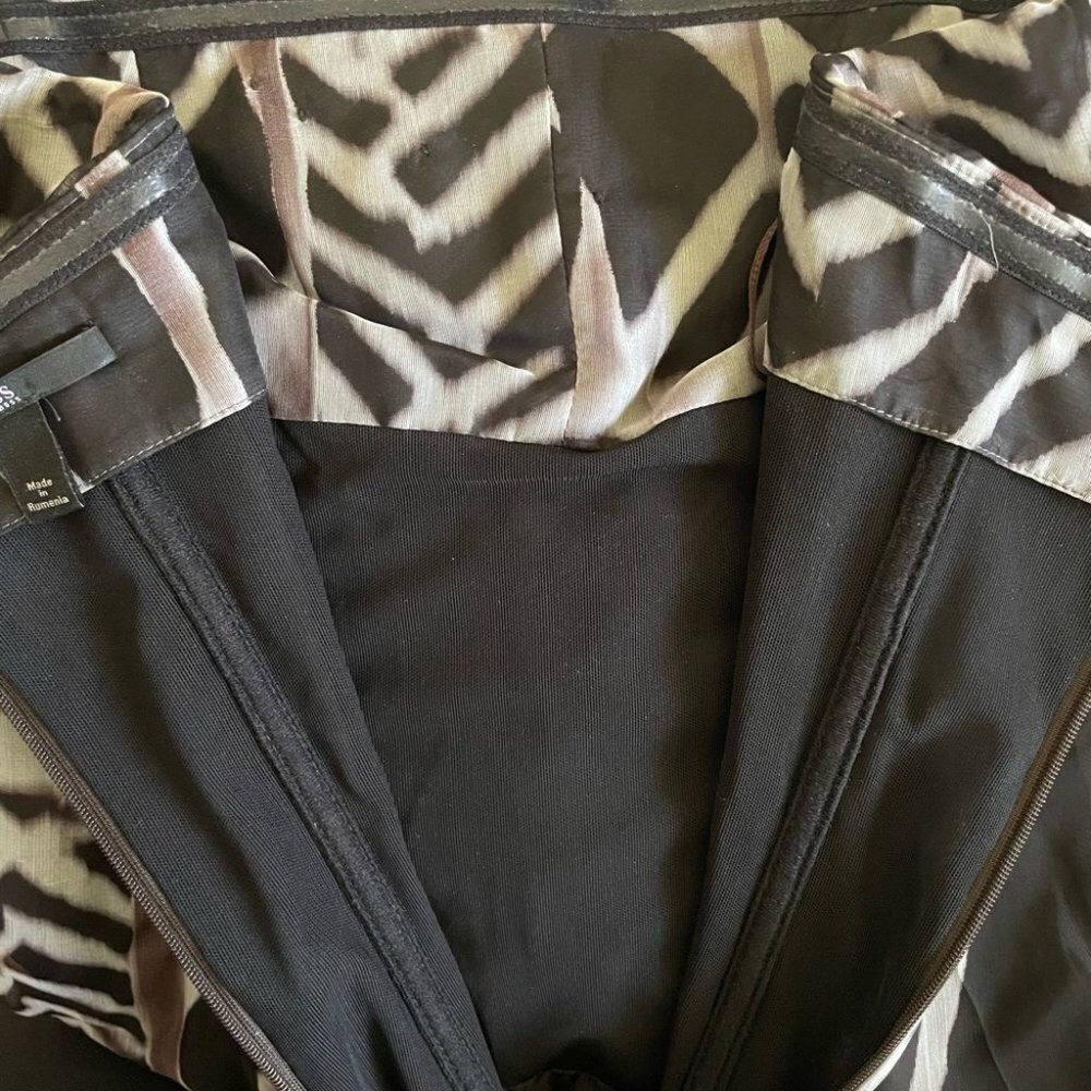 Hugo Boss Black and Gray Strapless Sheath Dress - Picture 10 of 16